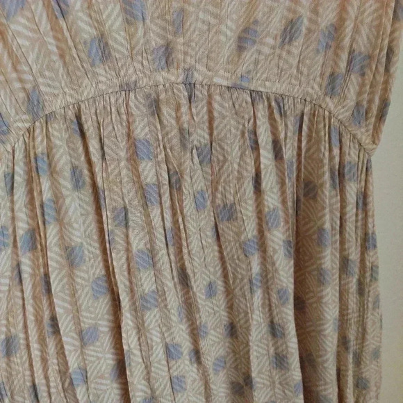 Sincerely Jules Women’s Cream Casual Sleeveless Tiered Dress 100% Rayon XL - Picture 4 of 7